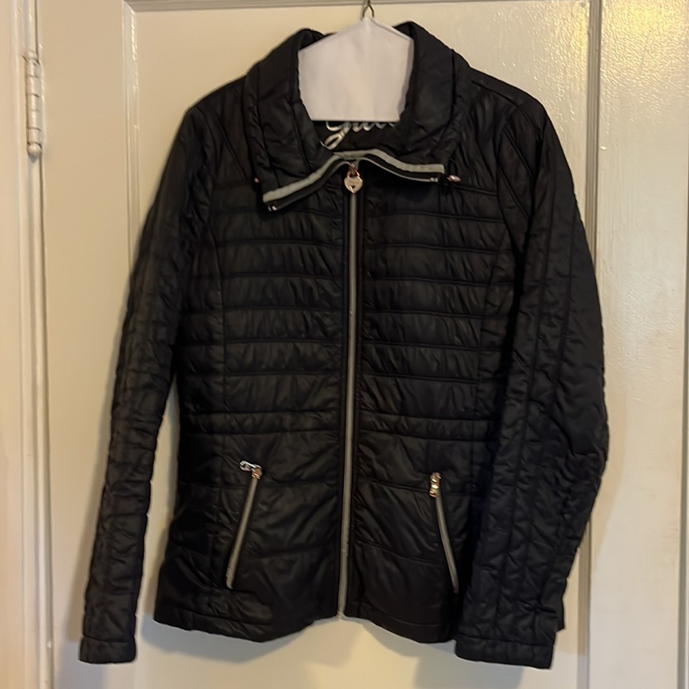 Medium Light-Weight Guess Winter Jacket - image 4